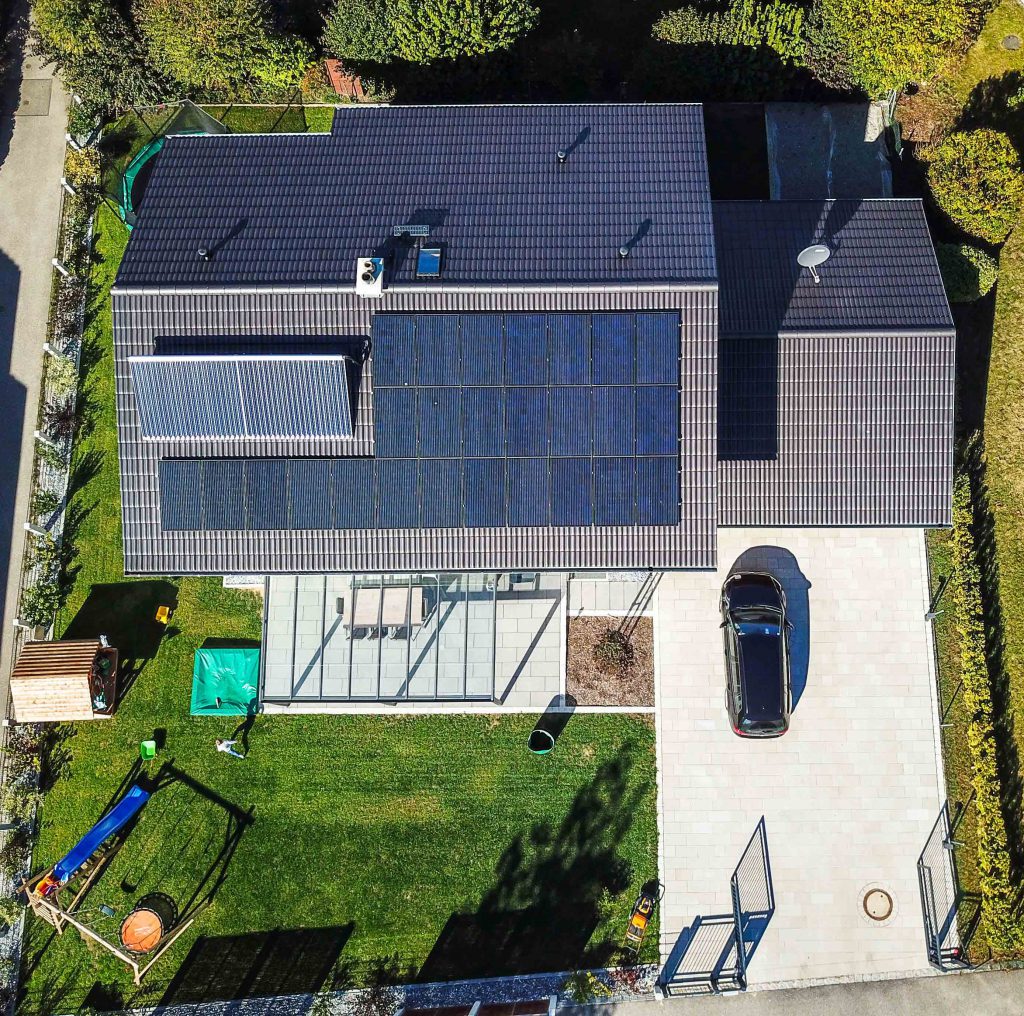 Qualifizierte Elektriker für Ihre Photovoltaik-Anlage in Waldkraiburg.